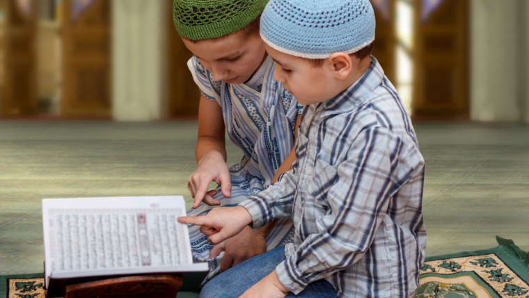 Quran Classes for Adults: Flexible Online Learning in the UK